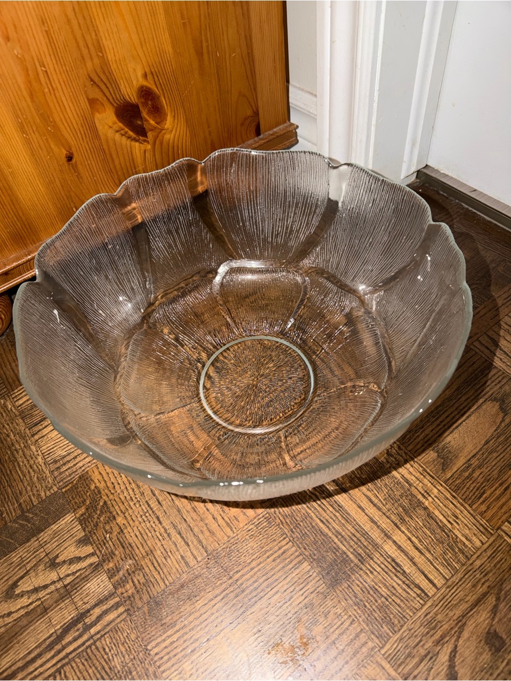 Clear Glass Floral Serving Bowl - Home Dining